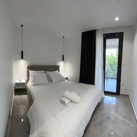 Eleva Deluxe Apartment