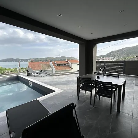 Eleva Deluxe Apartment *