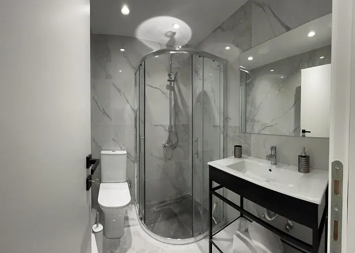 Eleva Deluxe Kastoria